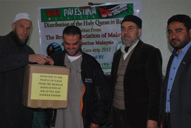 424377_279784322093885_1994920716_n